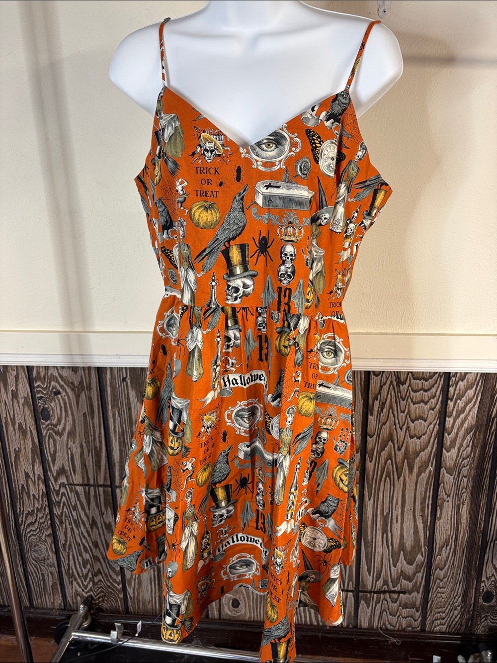 Halloween Print Spaghetti Strap Mini Dress in Orange